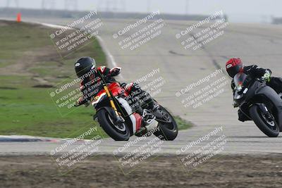 media/Nov-29-2025-TrackDaz (Sat) [[10ae2d9bce]]/A Group/Session 3 (Outside Grapevine)/